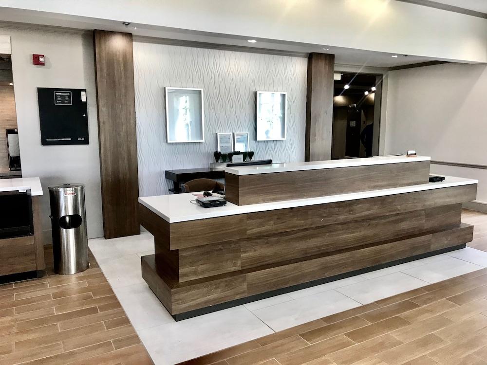 Hilton Garden Inn Cincinnati/Шаронвилл Экстерьер фото