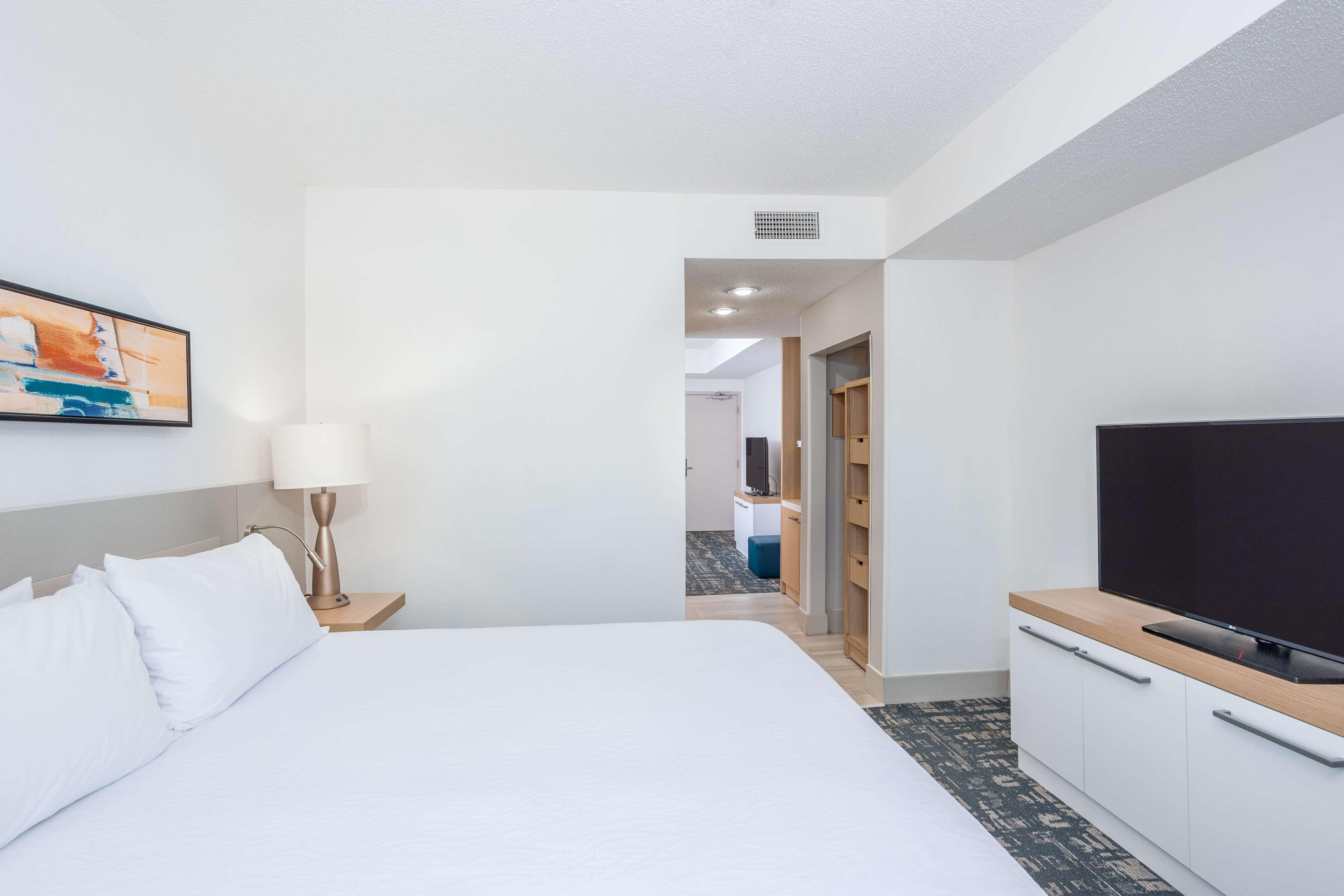 Hilton Garden Inn Cincinnati/Шаронвилл Экстерьер фото
