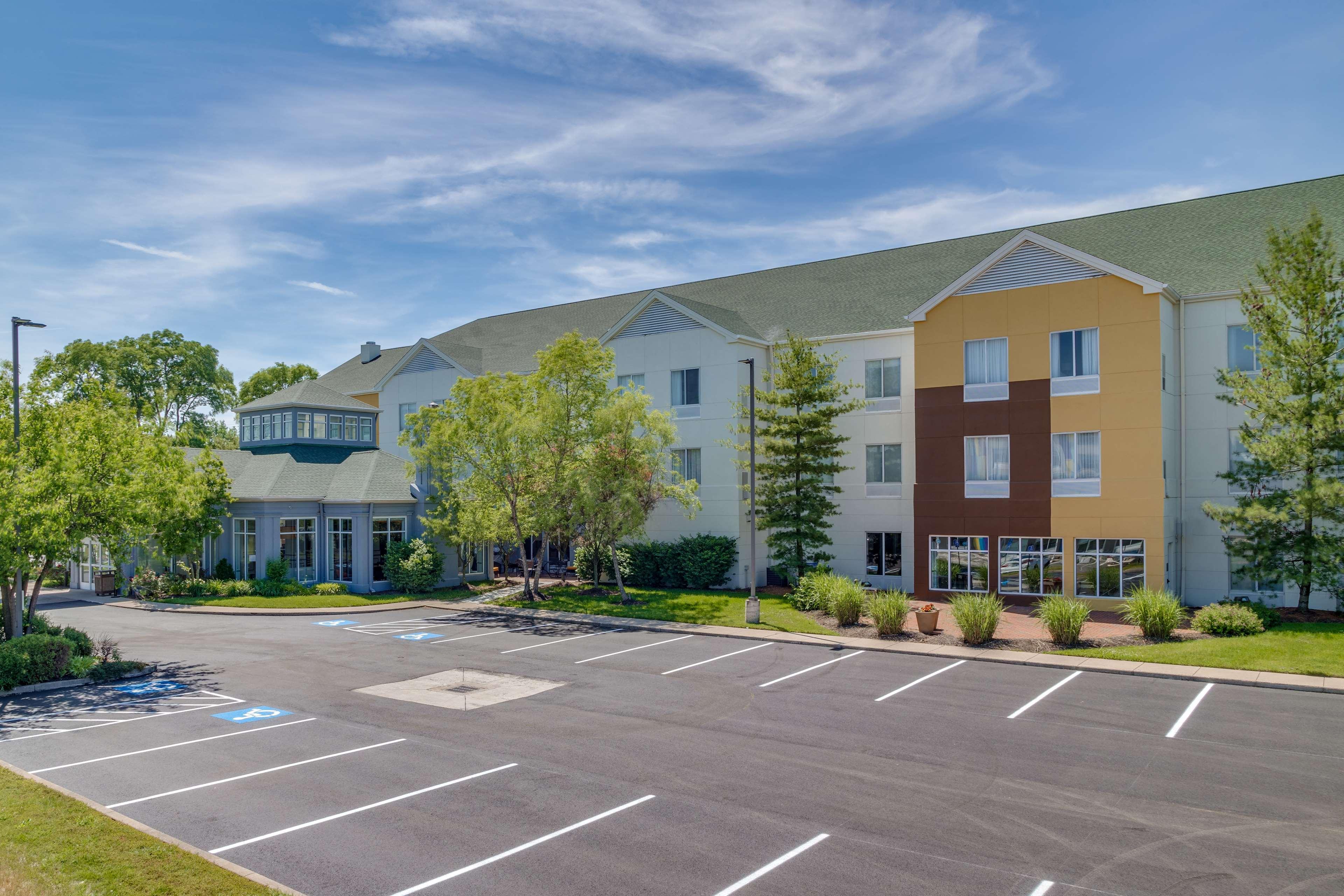 Hilton Garden Inn Cincinnati/Шаронвилл Экстерьер фото